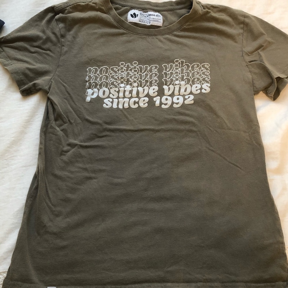 Dutch Bros size M shirt